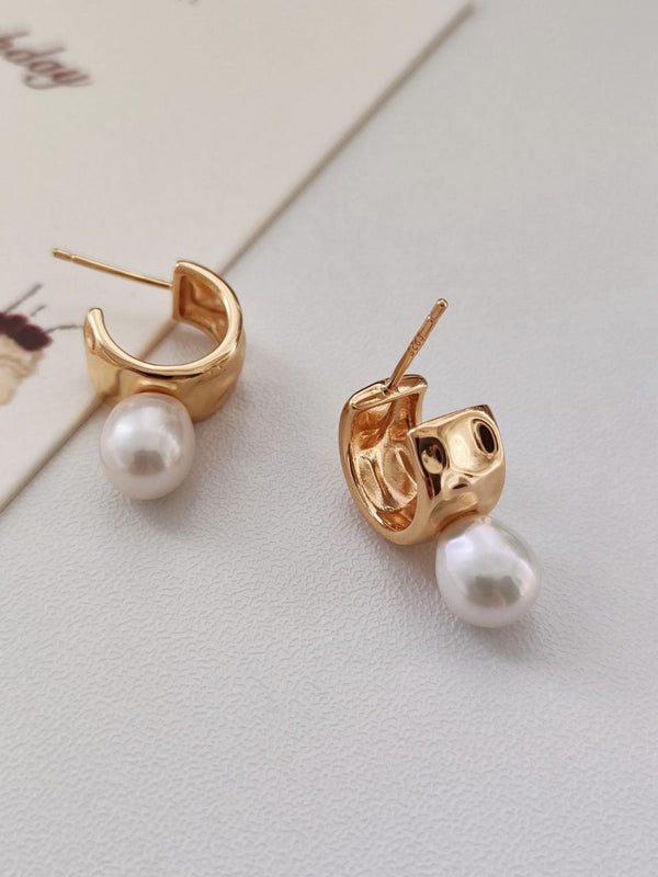 Romantic house full of sterling silver pearl earrings